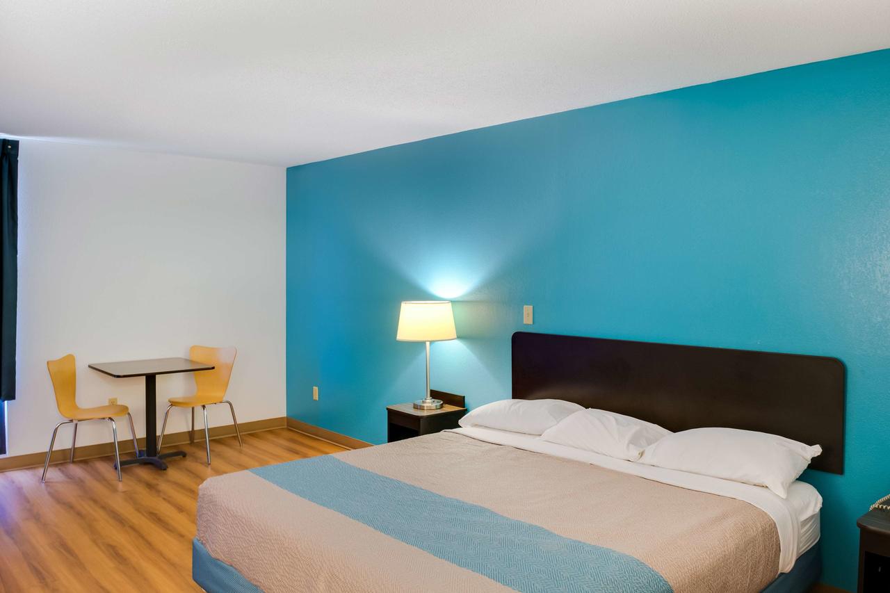 Motel 6 Richmond IN - thumb 20