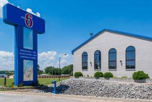 Motel 6 Richmond IN