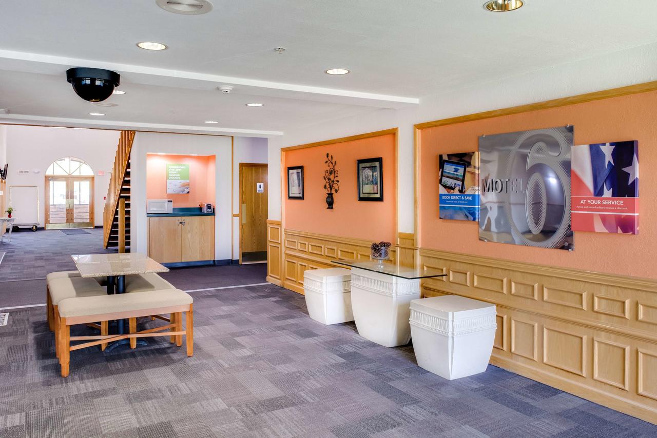 Motel 6 Richmond IN - thumb 8