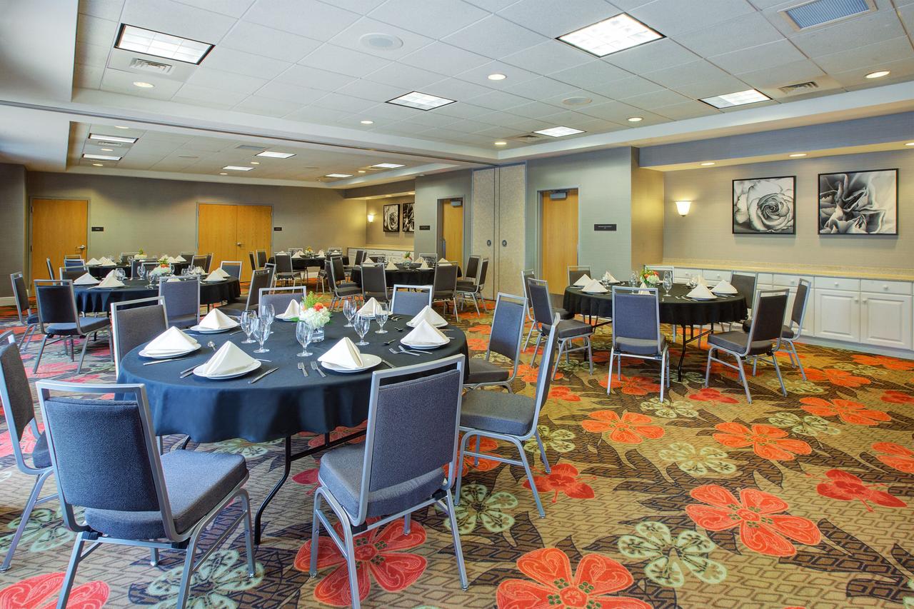 Hilton Garden Inn Chesterton - thumb 4