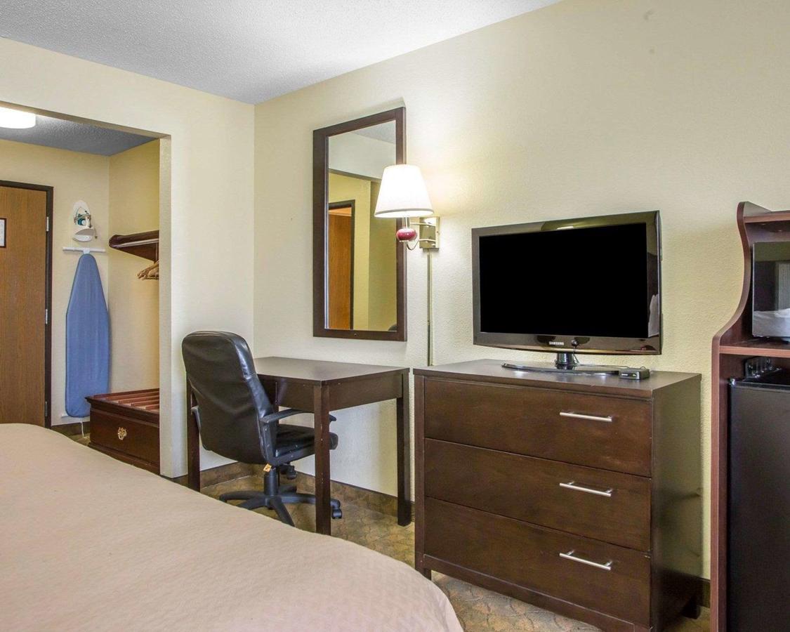 Quality Inn Merrillville - thumb 17
