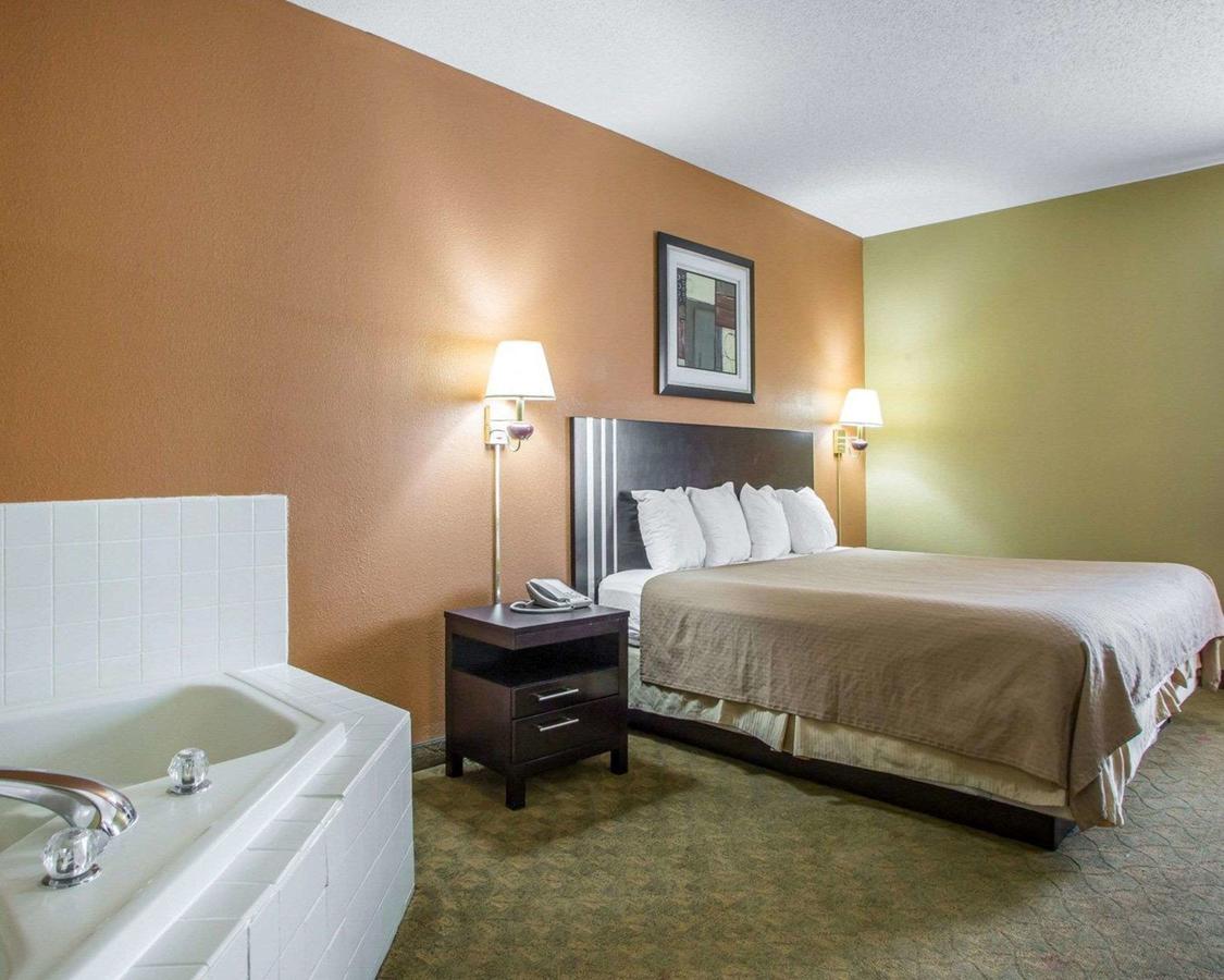 Quality Inn Merrillville - thumb 19