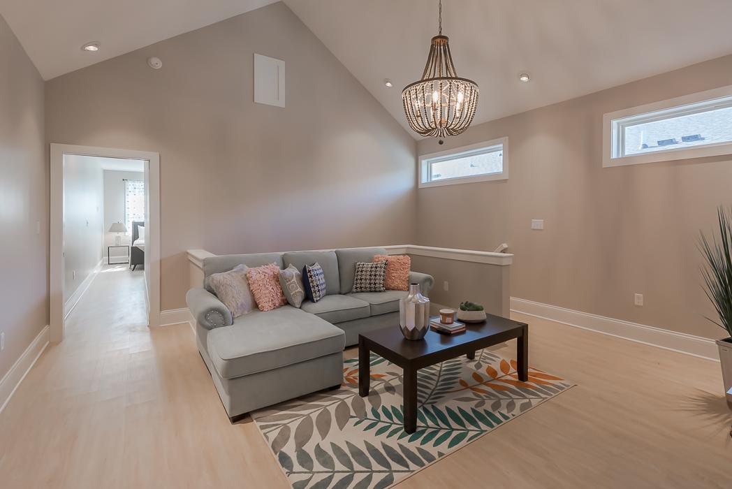 Indianapolis Chic Extravagant Brand New Home! - thumb 8