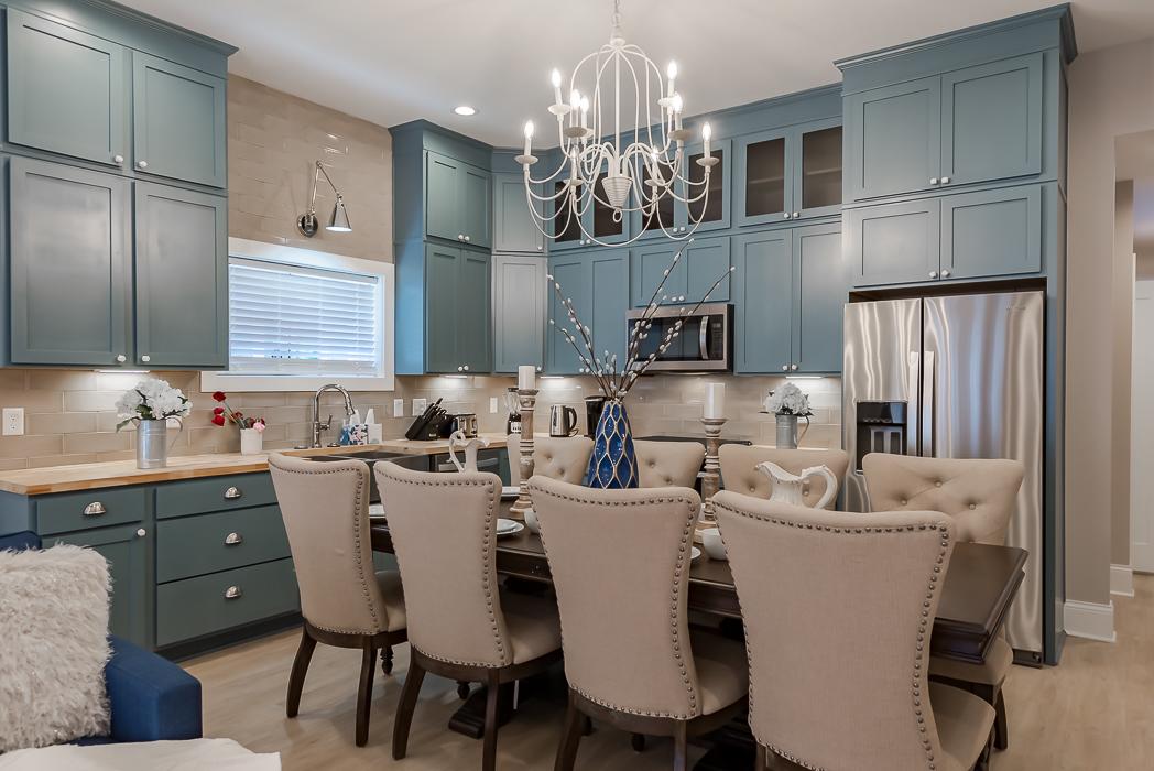 Indianapolis Chic Extravagant Brand New Home! - thumb 9