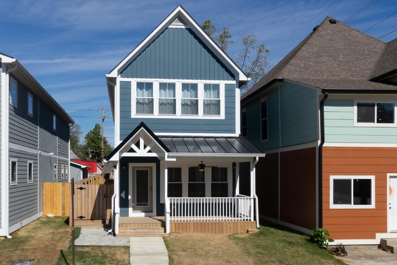 Indianapolis Chic Extravagant Brand New Home! - thumb 21