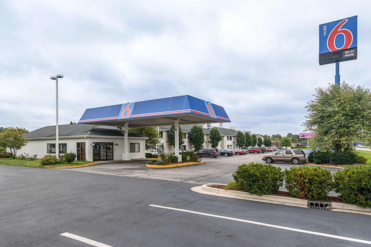 Motel 6 Kokomo - thumb 0