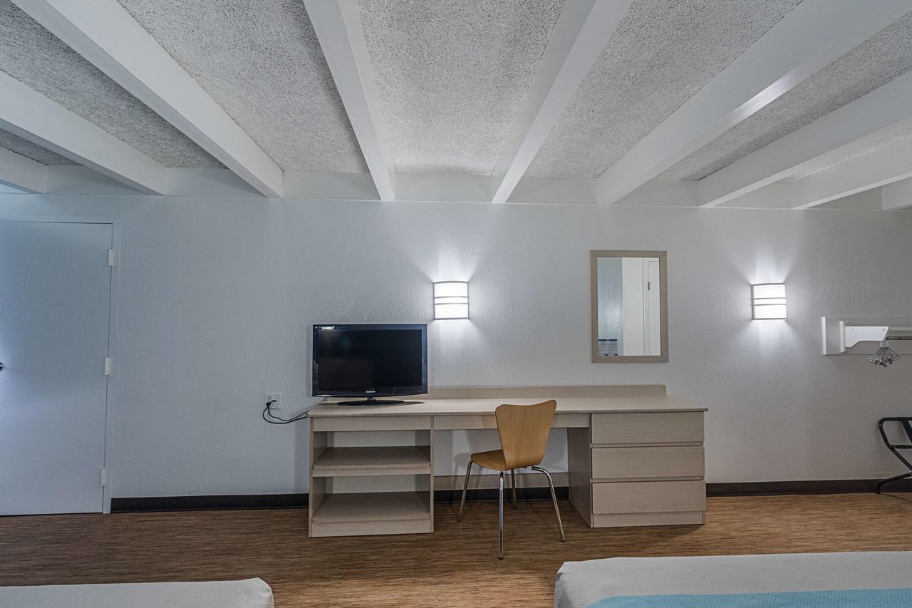 Motel 6 Kokomo - thumb 26