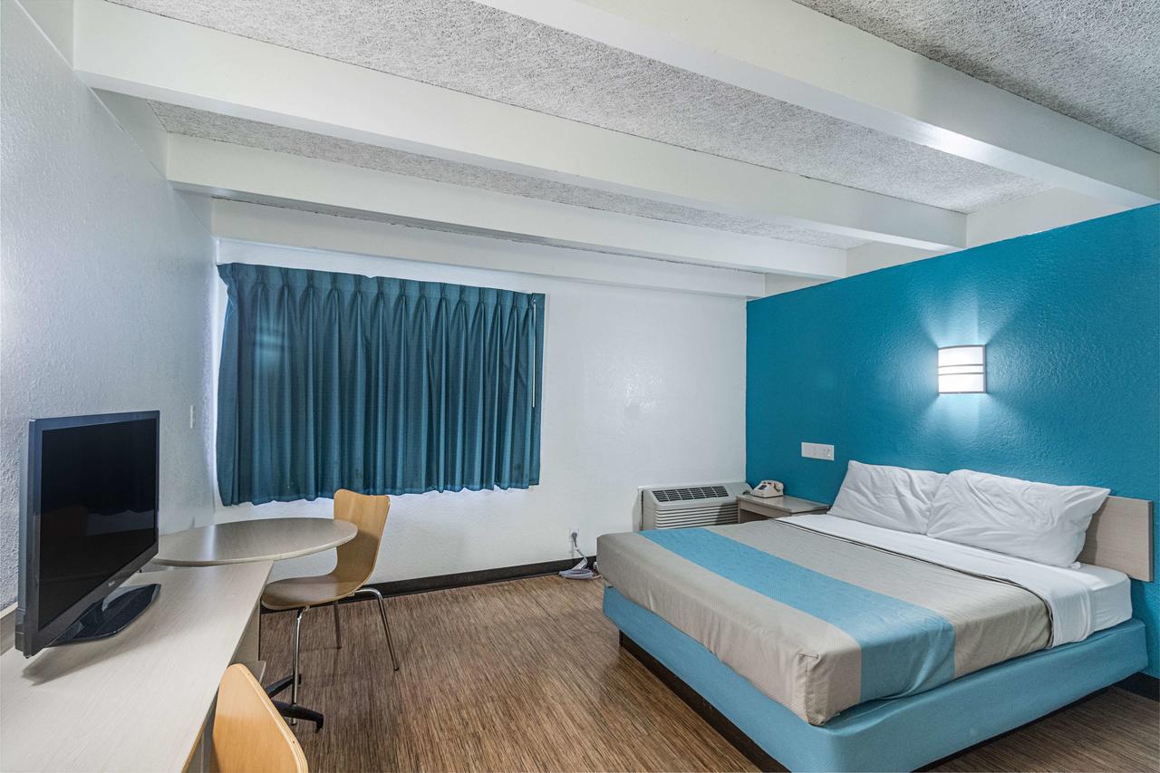 Motel 6 Kokomo - thumb 29