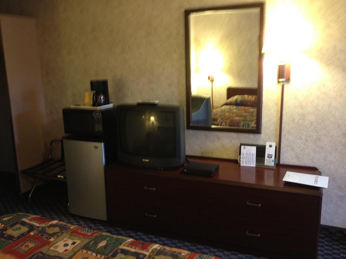 Richmond Inn And Suites - thumb 27