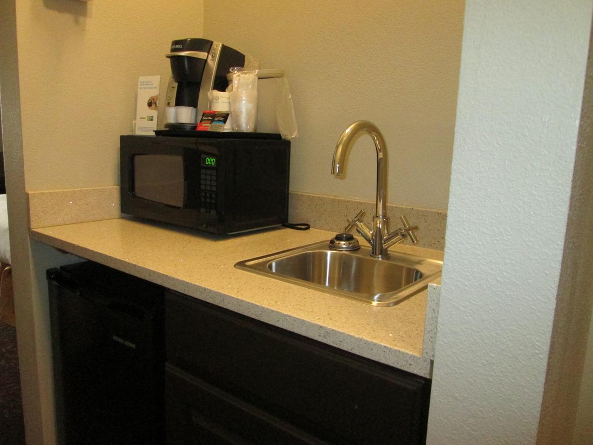 Holiday Inn Express Hotels Cloverdale (Greencastle) - thumb 20