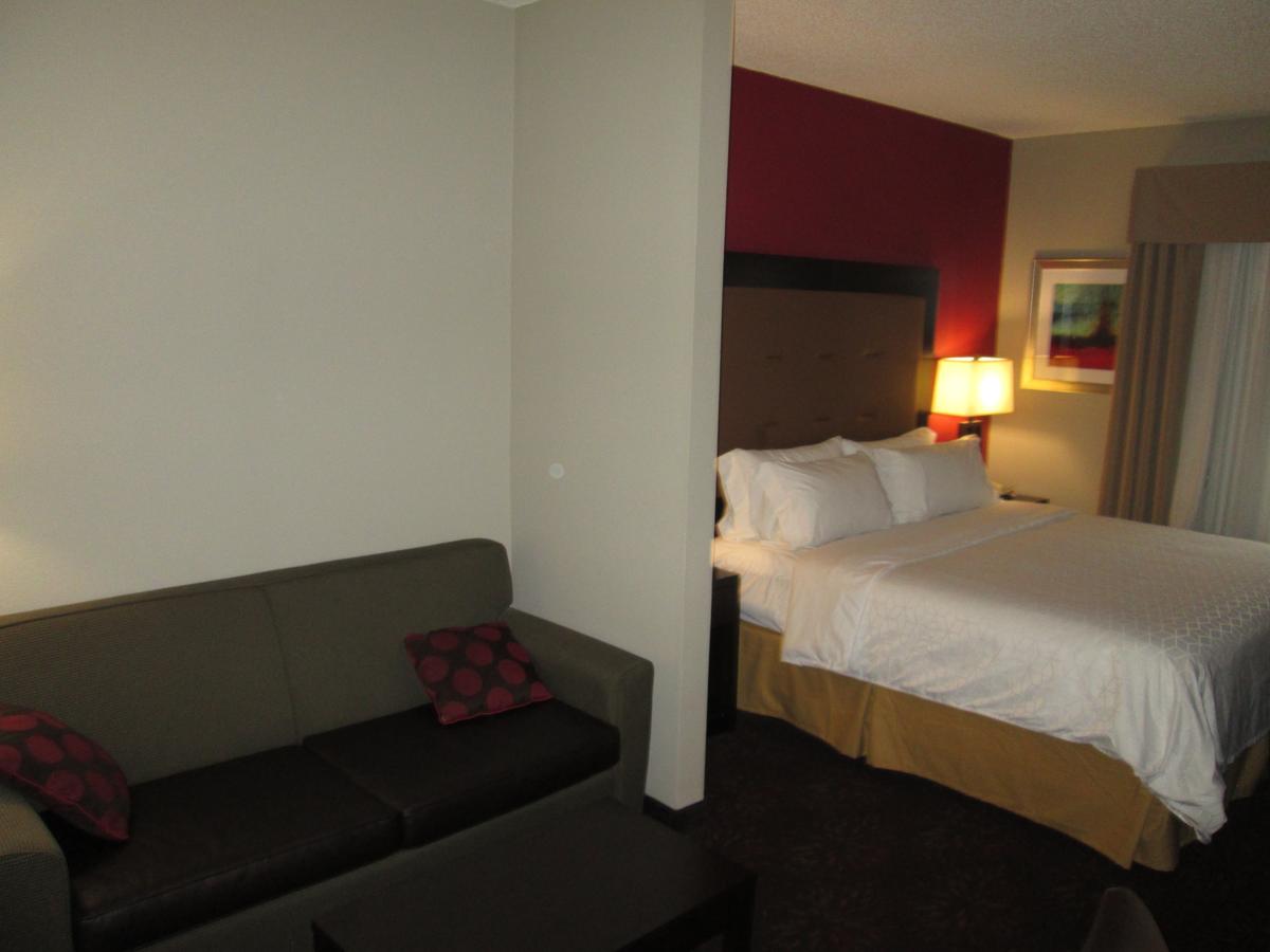 Holiday Inn Express Hotels Cloverdale (Greencastle)