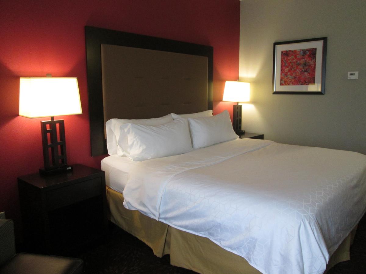 Holiday Inn Express Hotels Cloverdale (Greencastle) - thumb 28