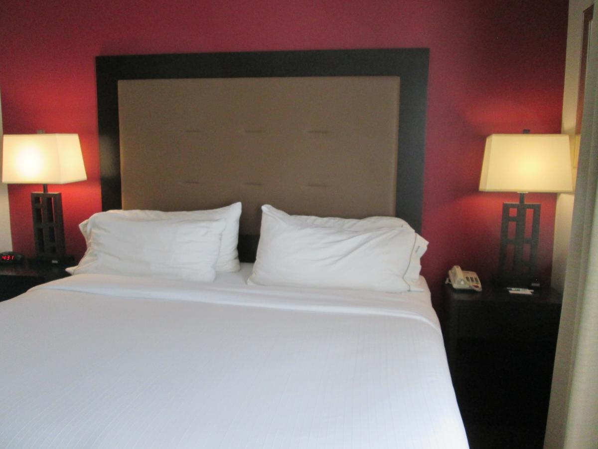 Holiday Inn Express Hotels Cloverdale (Greencastle) - thumb 19