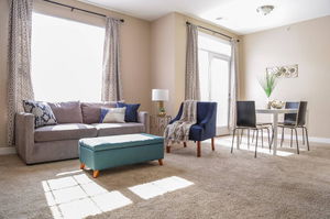 MODERN CHIC 2BR IN LUXURIOUS DOWNTOWN COMMUNITY