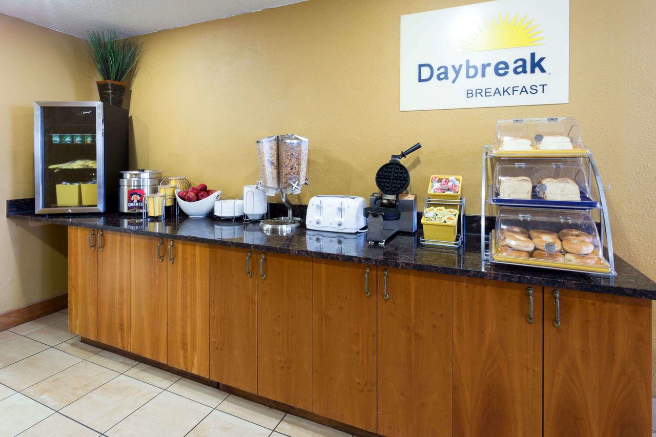 Days Inn & Suites By Wyndham Northwest Indianapolis - thumb 19