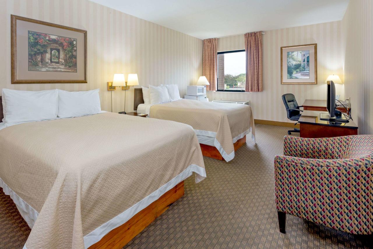Days Inn & Suites By Wyndham Northwest Indianapolis - thumb 7
