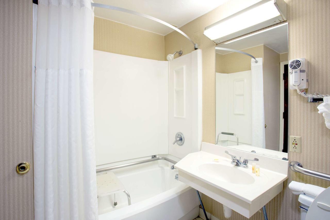 Days Inn & Suites By Wyndham Northwest Indianapolis - thumb 13