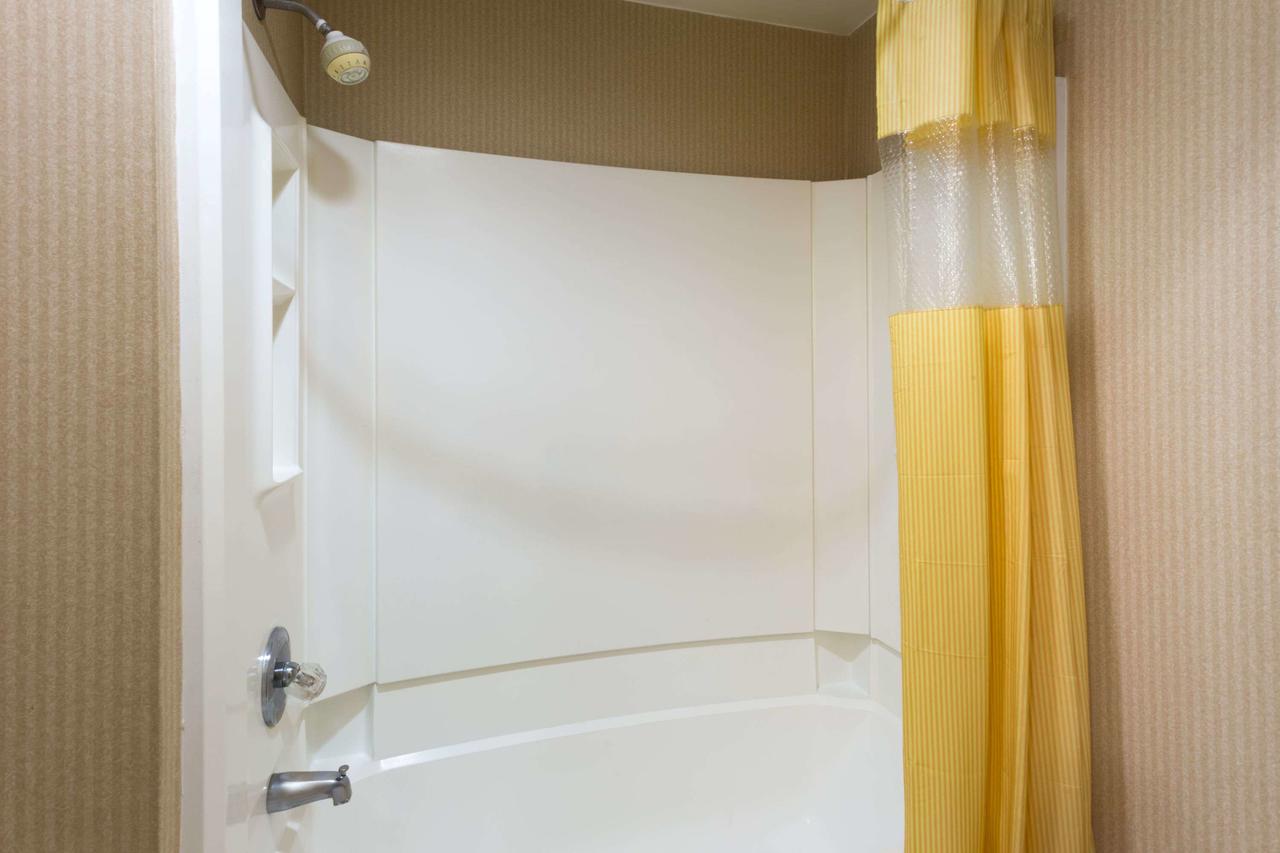 Days Inn & Suites By Wyndham Northwest Indianapolis - thumb 18