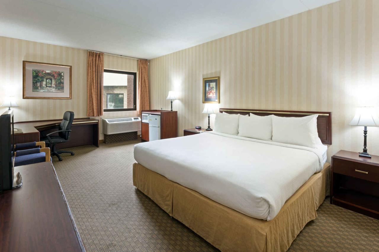 Days Inn & Suites By Wyndham Northwest Indianapolis - thumb 4