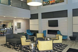 La Quinta By Wyndham Columbus - Edinburgh