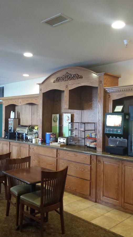 Country Inn & Suites By Radisson, Valparaiso, IN - thumb 7