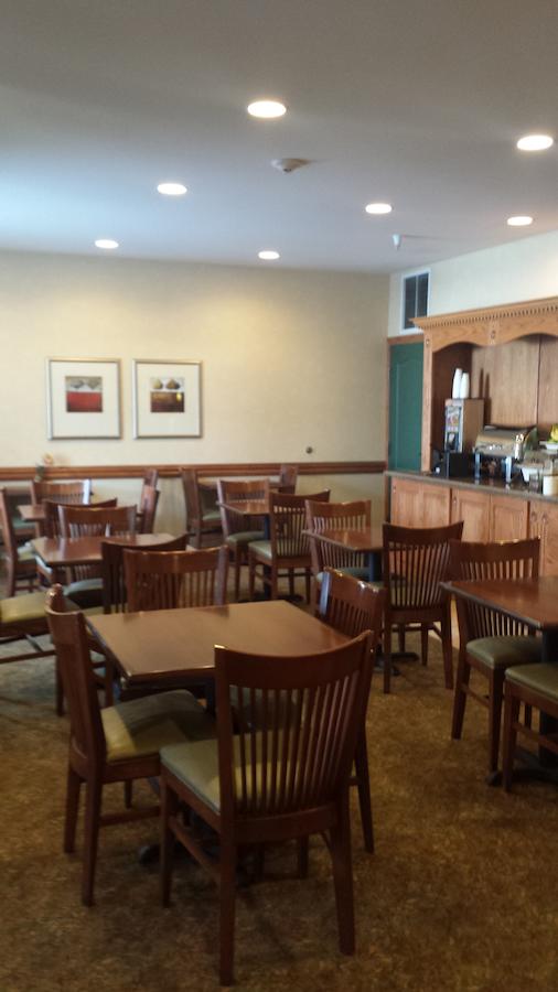 Country Inn & Suites By Radisson, Valparaiso, IN - thumb 42