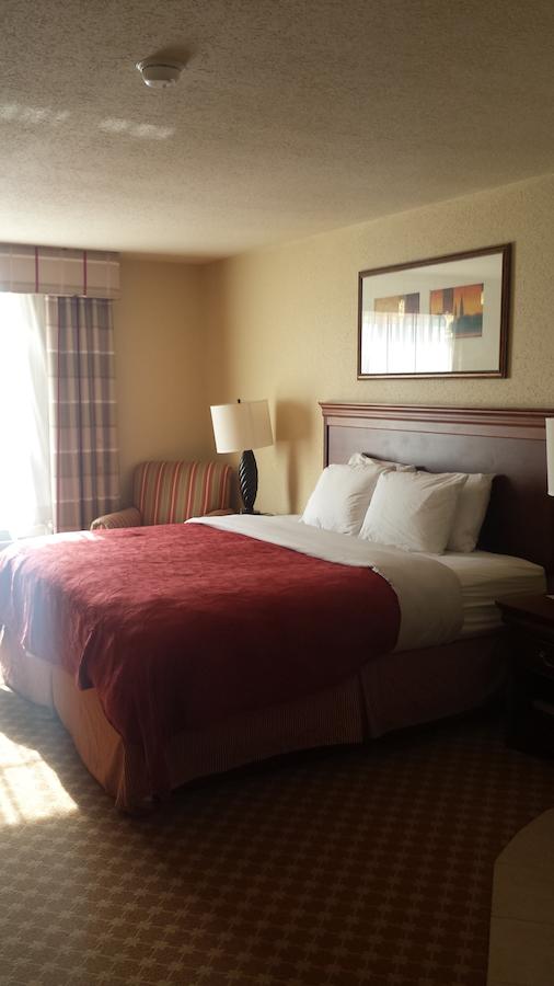 Country Inn & Suites By Radisson, Valparaiso, IN - thumb 25