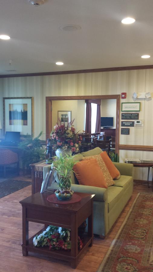 Country Inn & Suites By Radisson, Valparaiso, IN - thumb 15