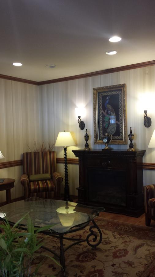 Country Inn & Suites By Radisson, Valparaiso, IN - thumb 11