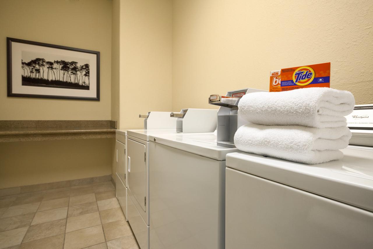 Country Inn & Suites By Radisson, Valparaiso, IN - thumb 30
