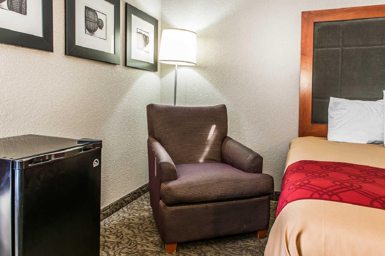 Baymont By Wyndham Fort Wayne Northwest - thumb 17