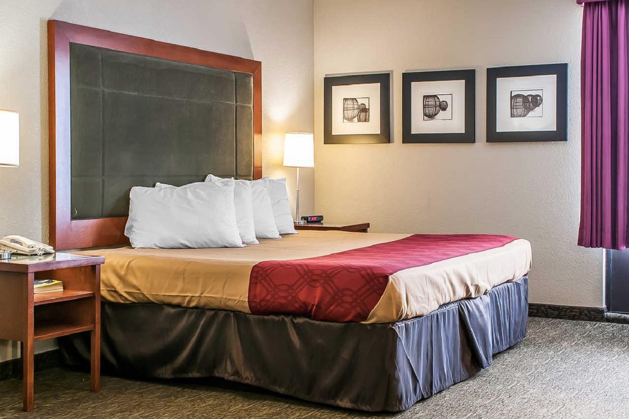 Baymont By Wyndham Fort Wayne Northwest - thumb 12