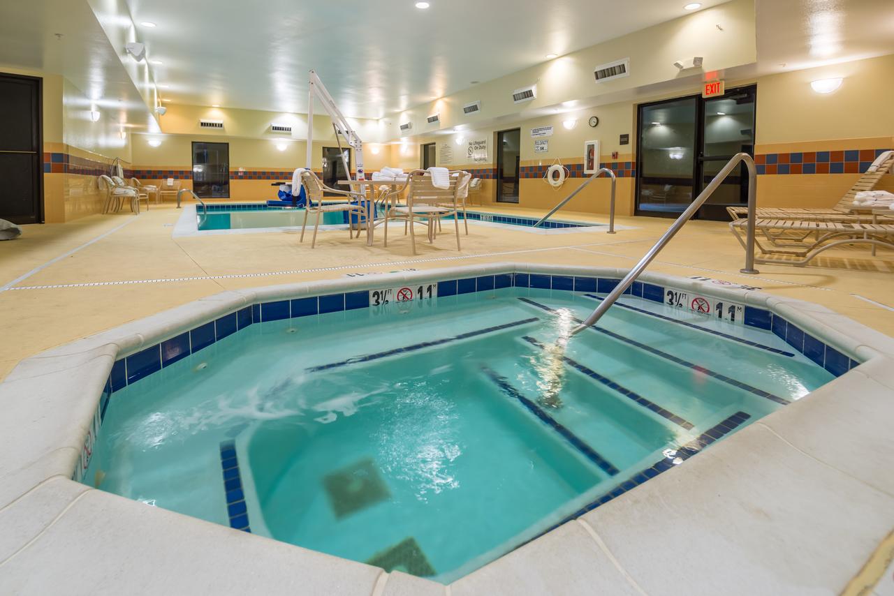 Hampton Inn & Suites Greensburg - thumb 14
