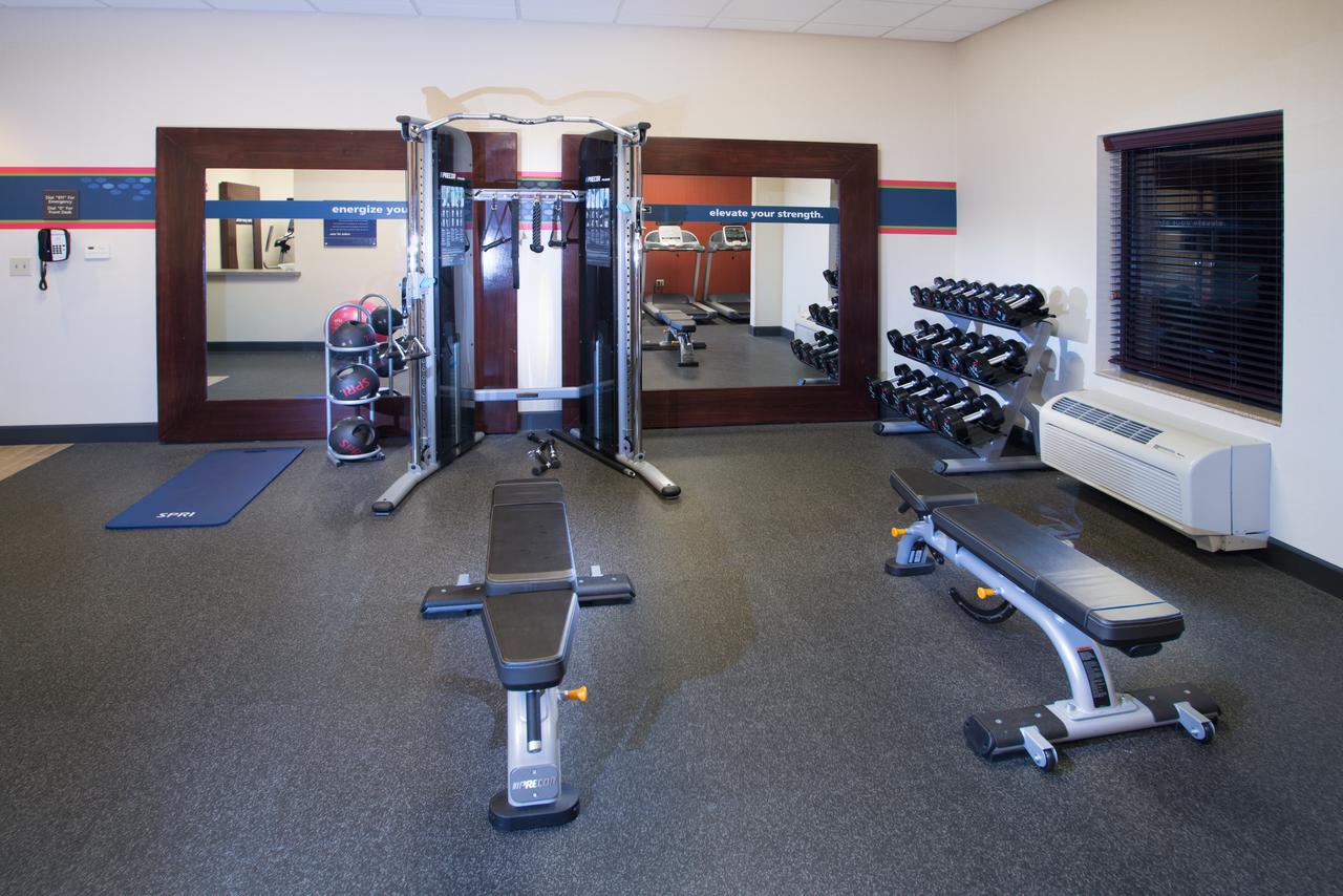 Hampton Inn & Suites Greensburg - thumb 29