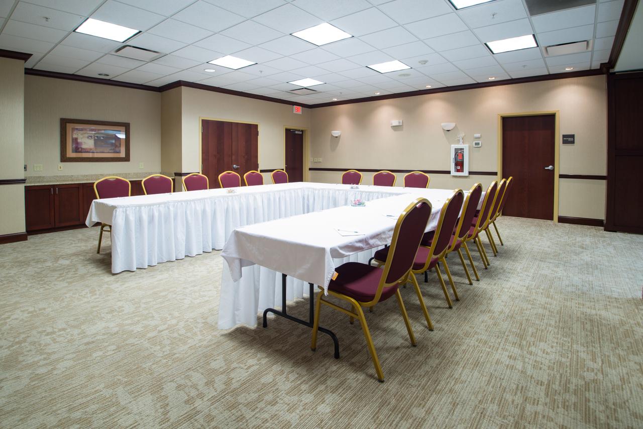 Hampton Inn & Suites Greensburg - thumb 17