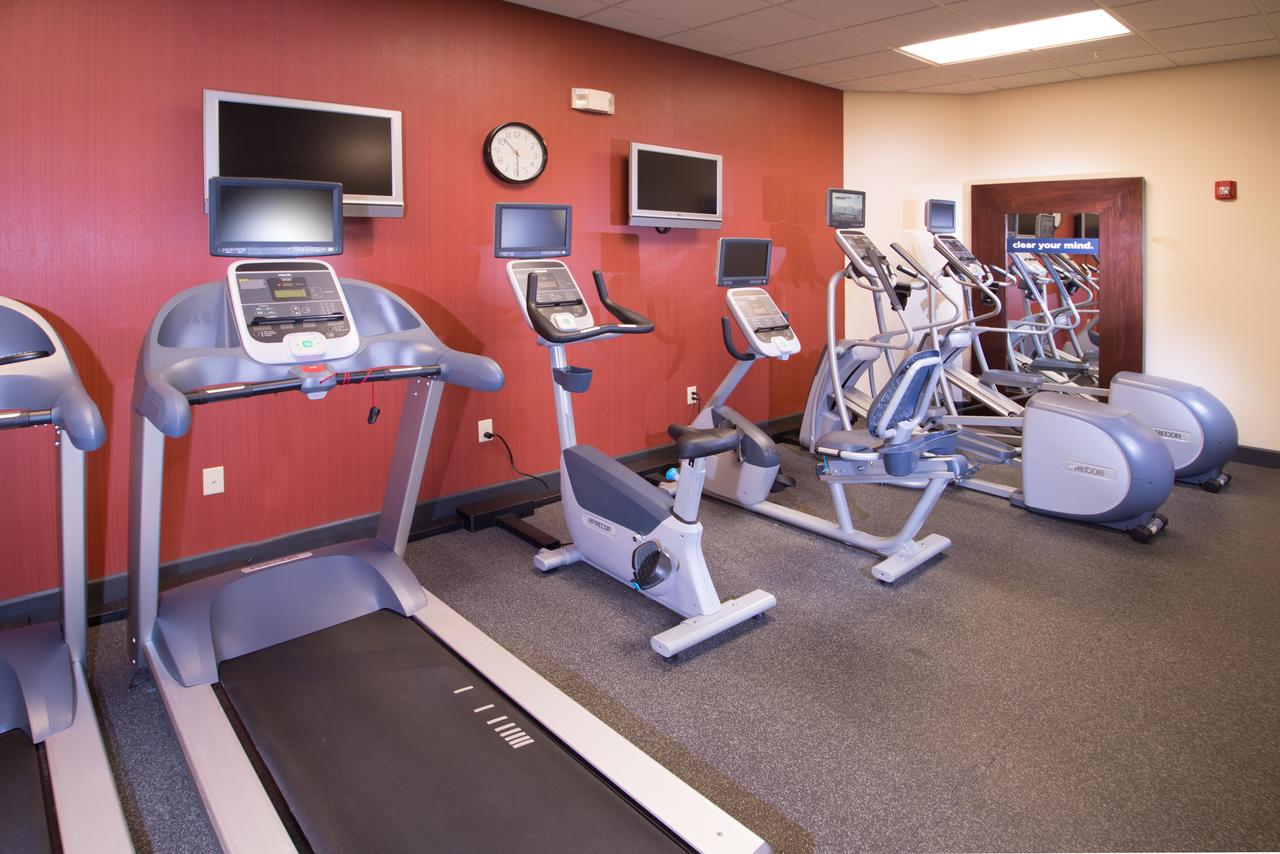 Hampton Inn & Suites Greensburg - thumb 28