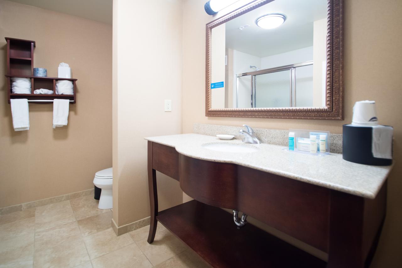 Hampton Inn & Suites Greensburg - thumb 40