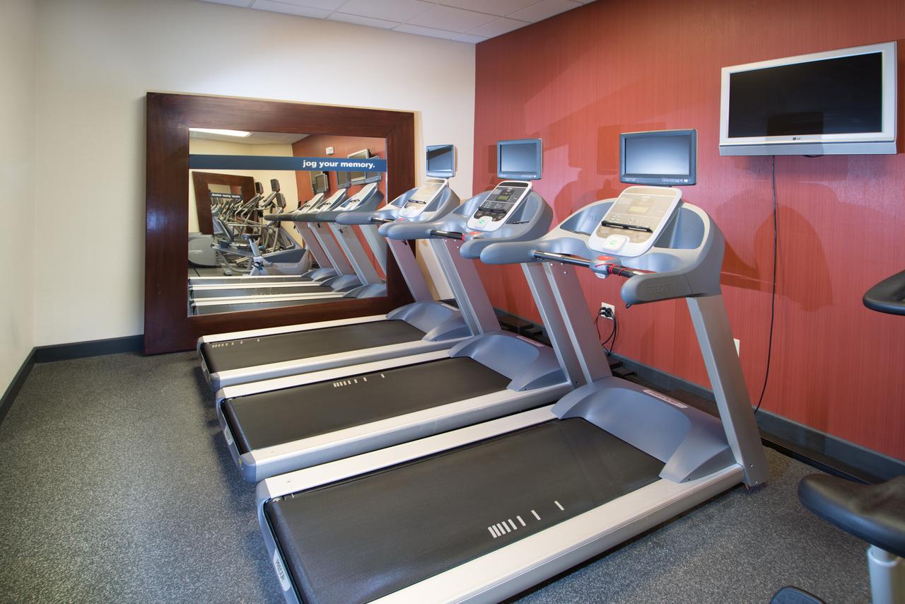 Hampton Inn & Suites Greensburg - thumb 30