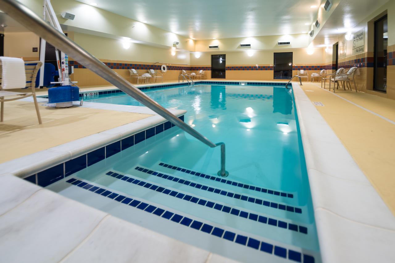Hampton Inn & Suites Greensburg - thumb 13
