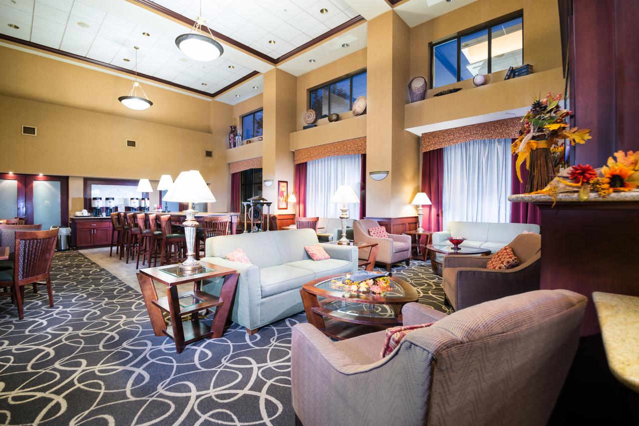 Hampton Inn & Suites Greensburg - thumb 21