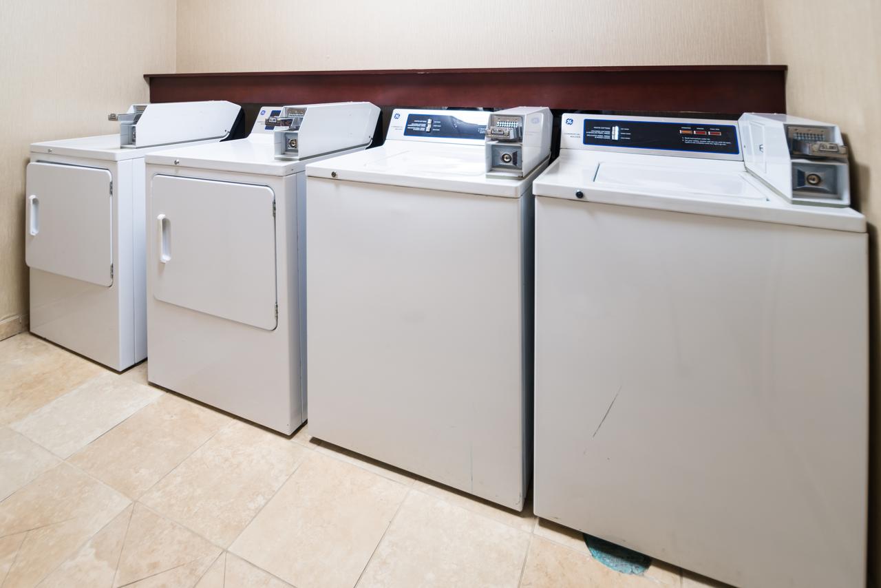 Hampton Inn & Suites Greensburg - thumb 23