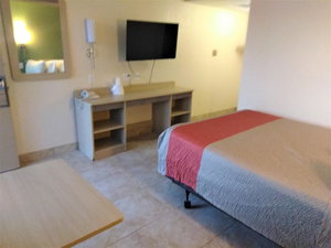Red Carpet Inn Louisville North - Jeffersonville IN