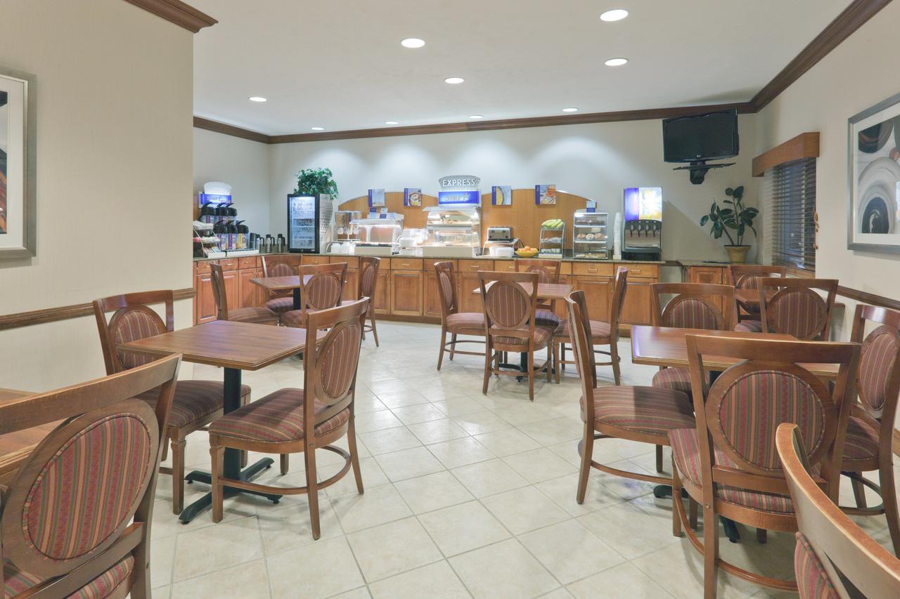 Holiday Inn Express Evansville - West - thumb 10