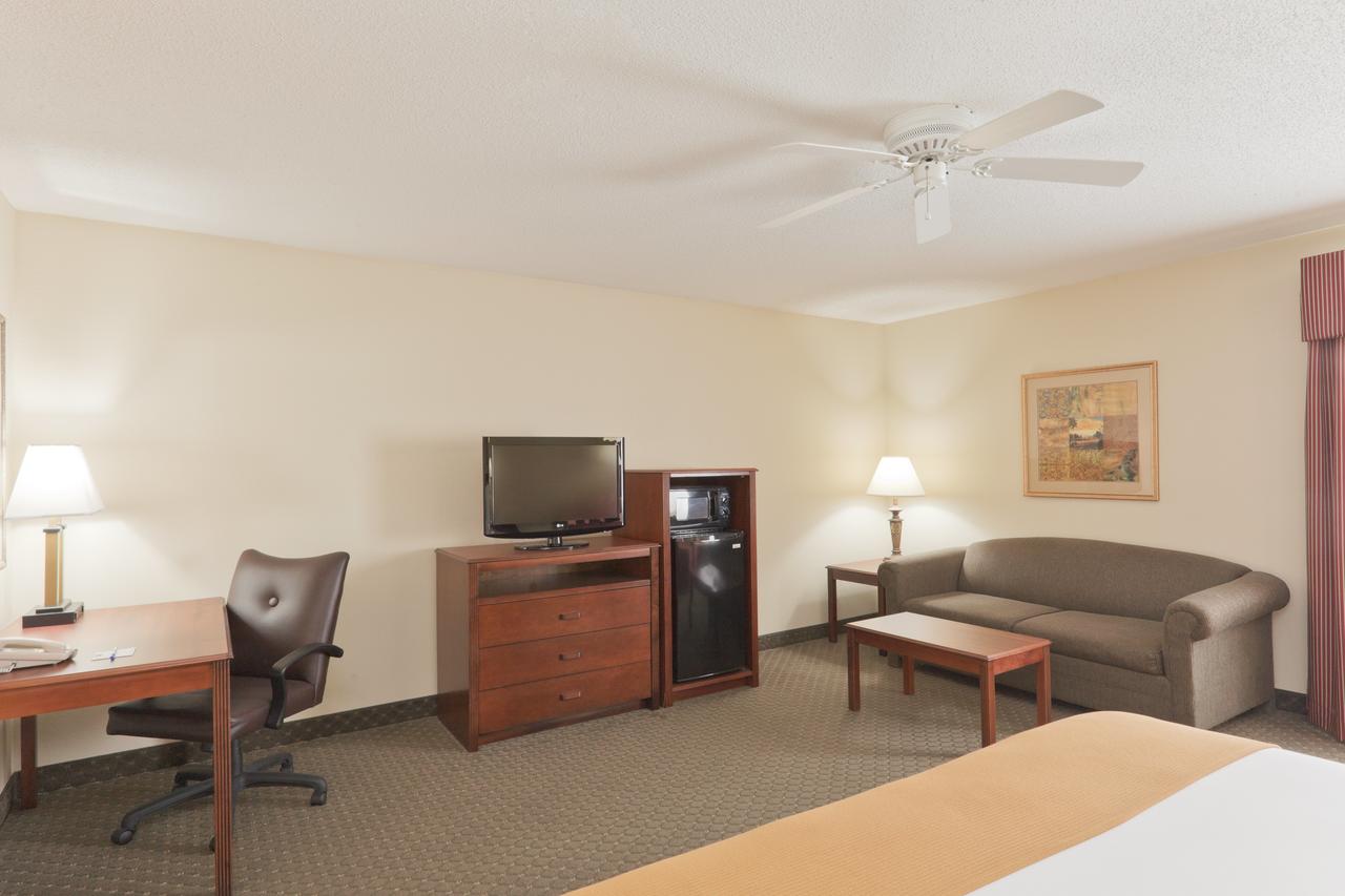 Holiday Inn Express Evansville - West - thumb 8