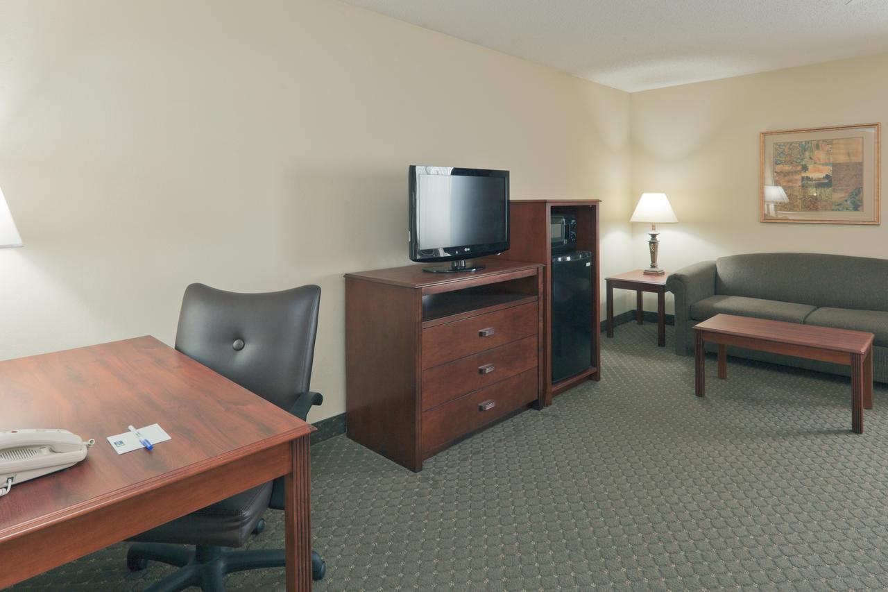 Holiday Inn Express Evansville - West - thumb 21