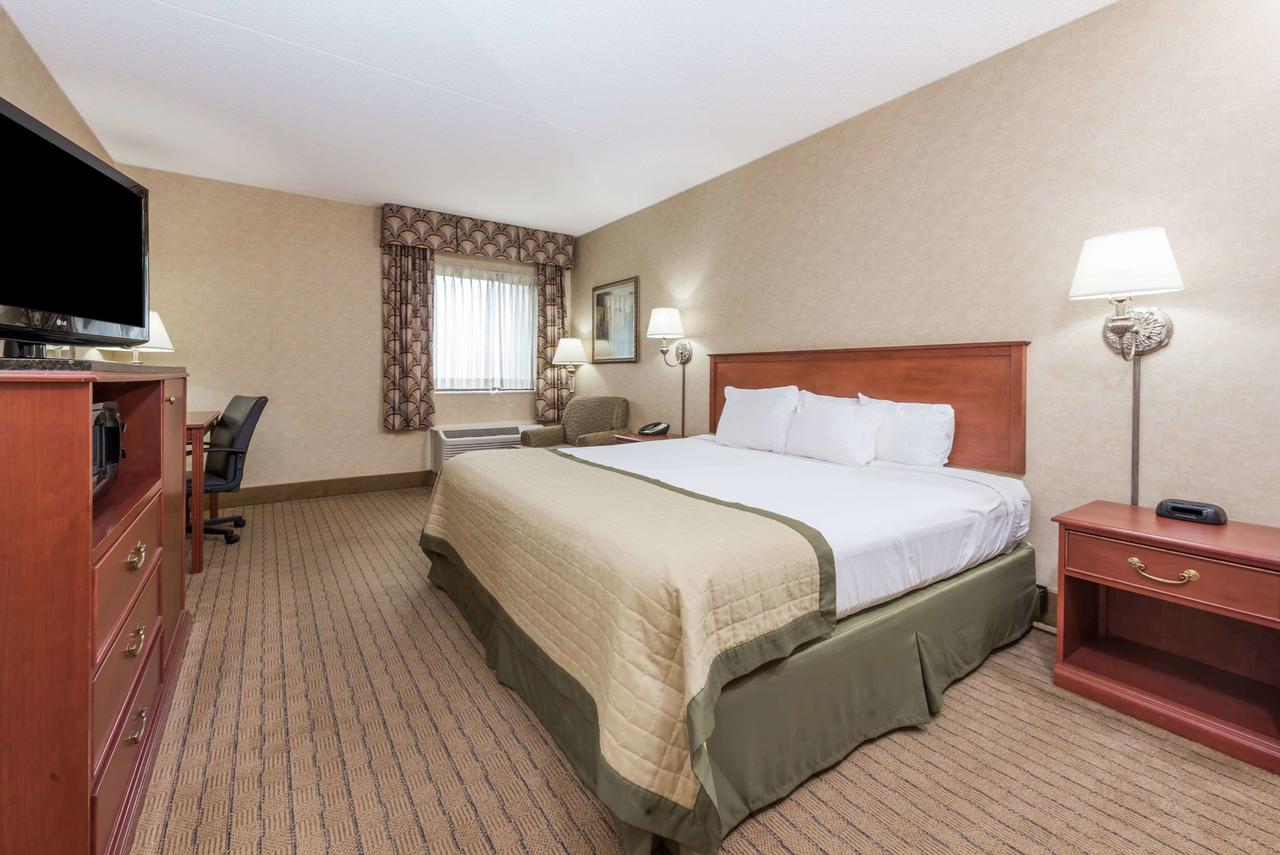 Baymont By Wyndham Indianapolis South - thumb 11