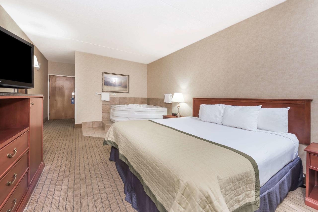 Baymont By Wyndham Indianapolis South - thumb 12