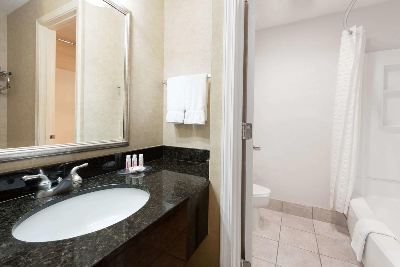 Baymont By Wyndham Indianapolis South - thumb 4