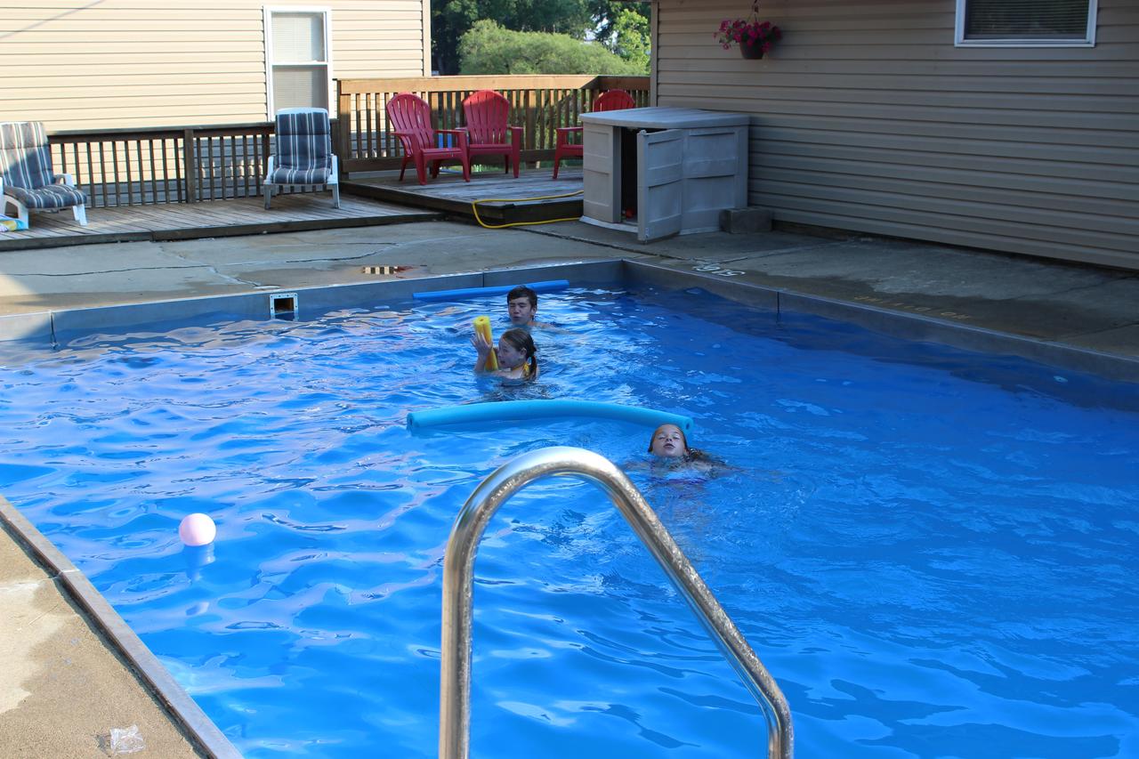 Pirate's Cove Resort - thumb 34