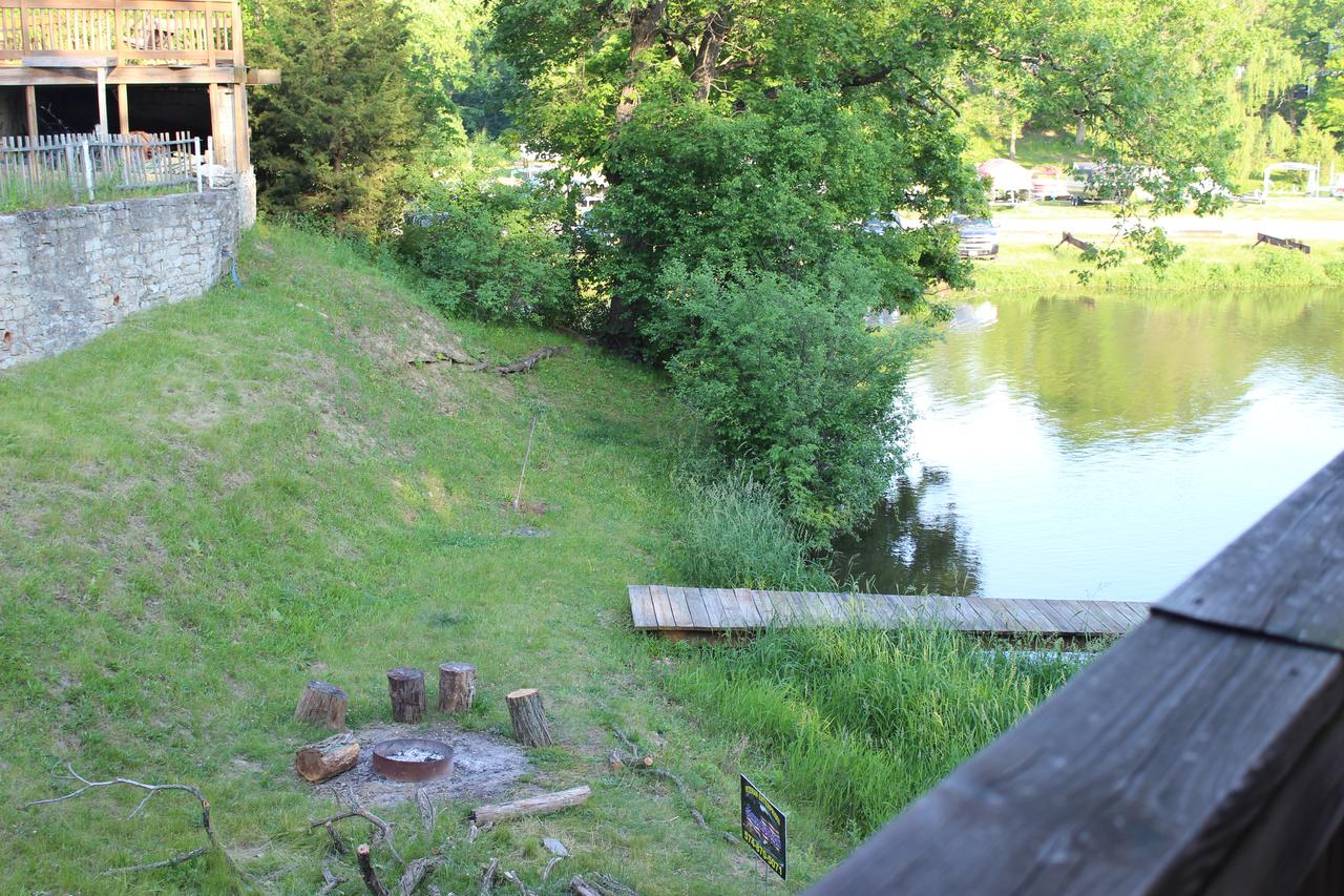 Pirate's Cove Resort - thumb 38